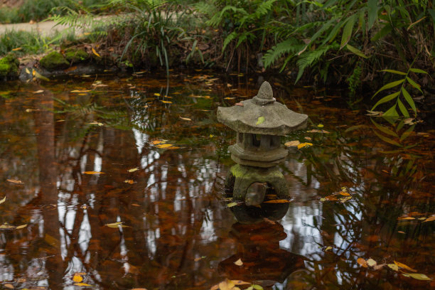 禅院秋景