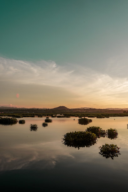 湖光山色全景大图