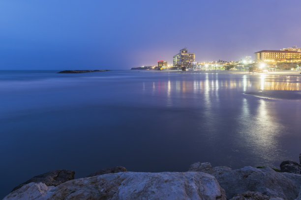 夏季海边建筑自然风光背景素材