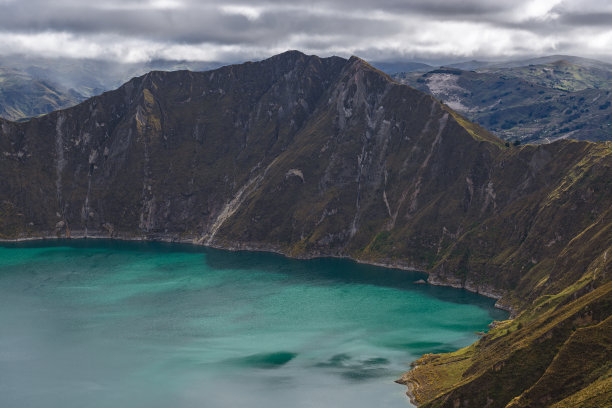 山峰背景