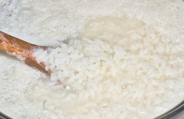 热气腾腾的米饭