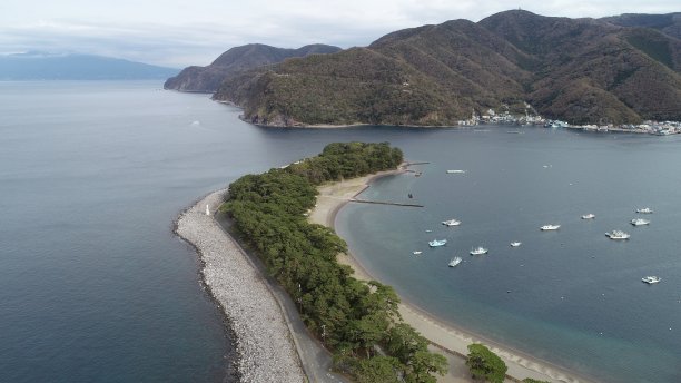 海洋岛屿海岸线航拍4k