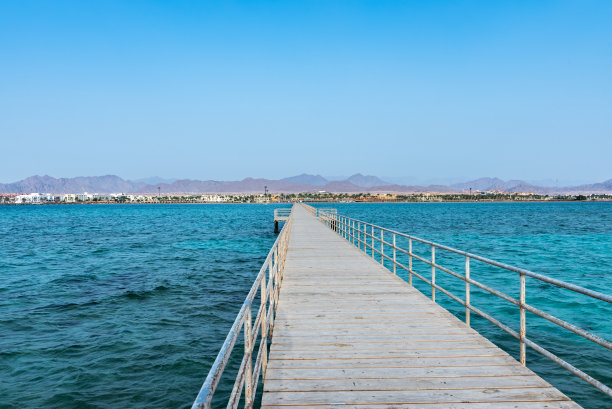 旅行度假海岛码头木桥海景