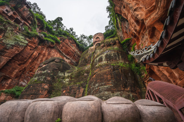 乐山旅游