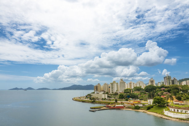 住宅楼水景