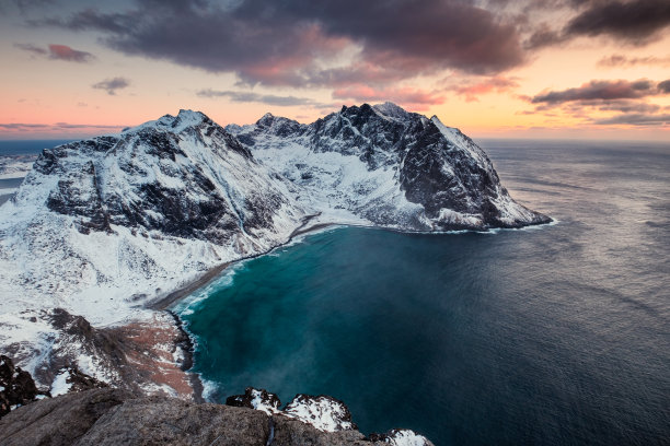 群山大海天空夜景风景