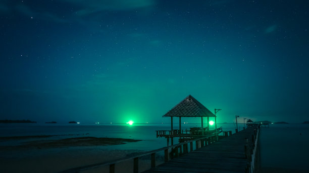 海上夜景