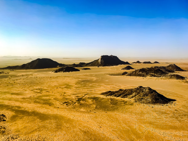 沙漠山石