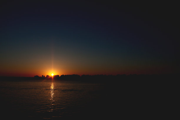 海滨生活黄昏海边夜景