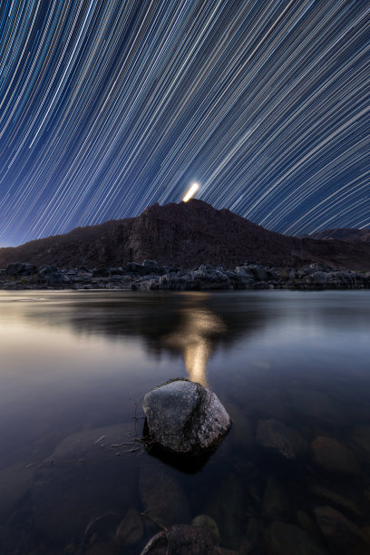 夜景图片 江边山水夜景 美丽