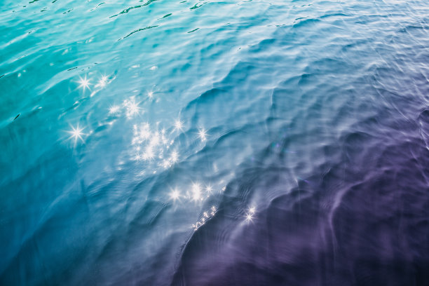 简洁蓝色海水背景