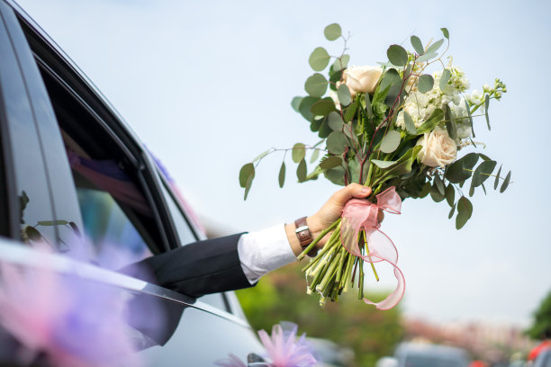 鲜花婚车