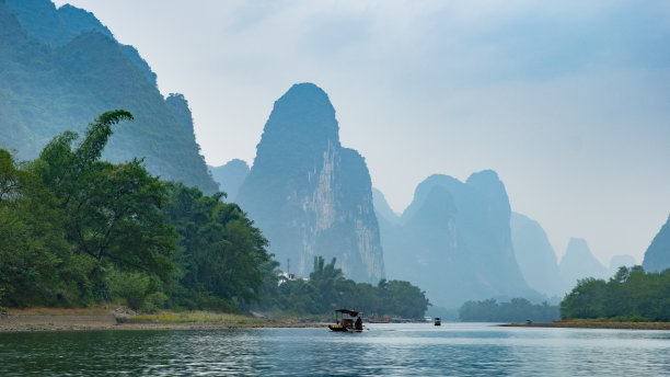 河流流水背景图片