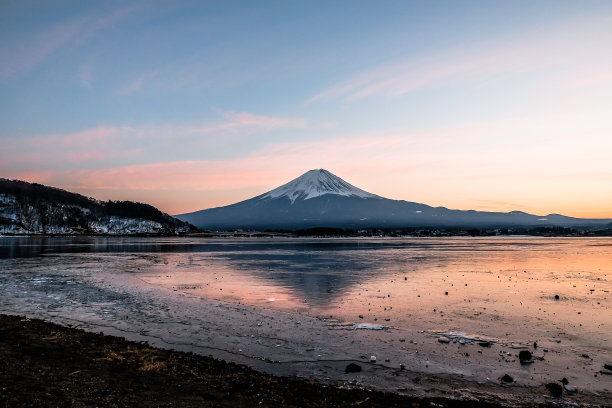 春日富士山