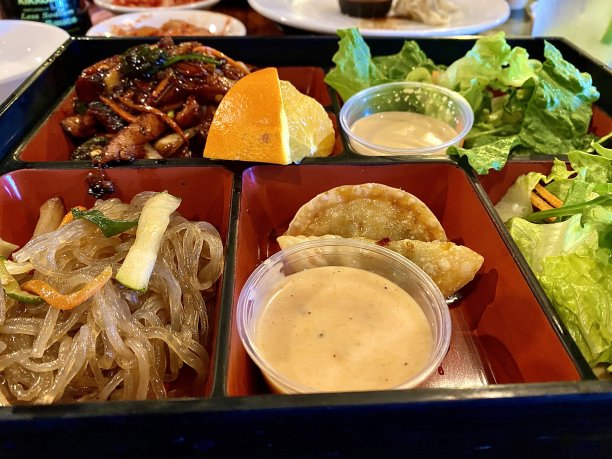 饺子面食饮食米线食品