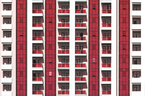 红色的楼房
