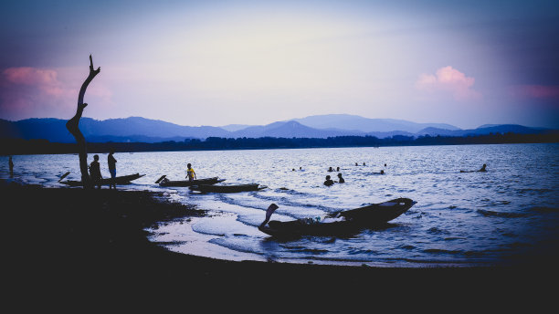 群山大海天空夜景风景