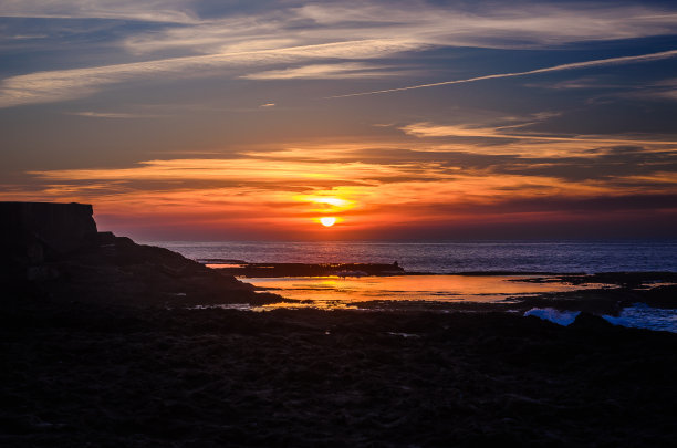 夕阳海面风景图片