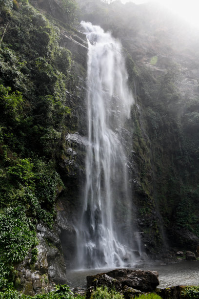 炫彩山石