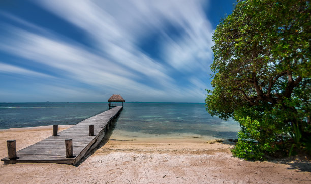 夏季沙滩旅游海报