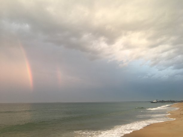 海边彩虹