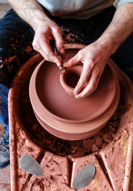 制作陶器