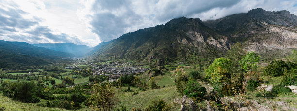 高山俯视图