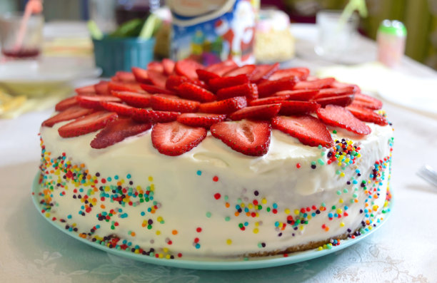 草莓生日蛋糕拍摄