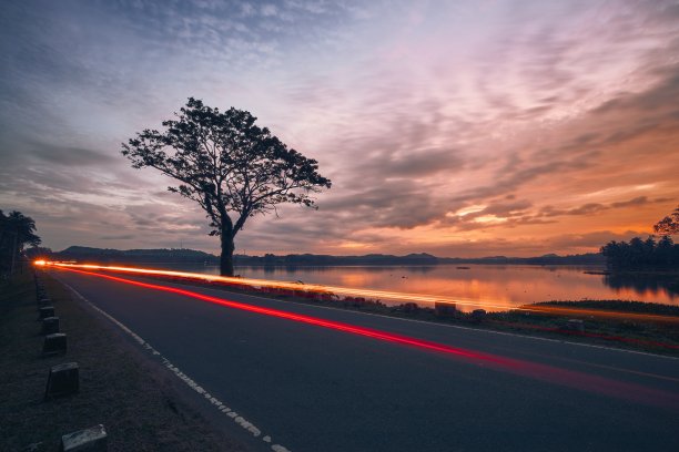 灯光汽车夜景