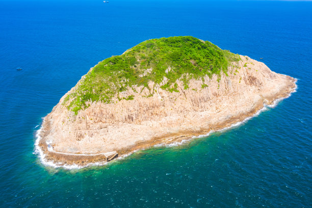 海岸悬崖峭壁图片