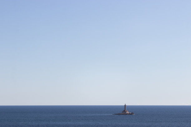 夏季海边建筑自然风光背景素材