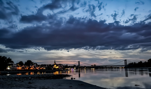 夜景大海