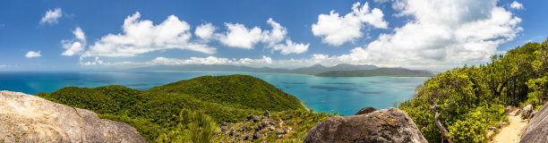 海岛海滩礁石风景摄影