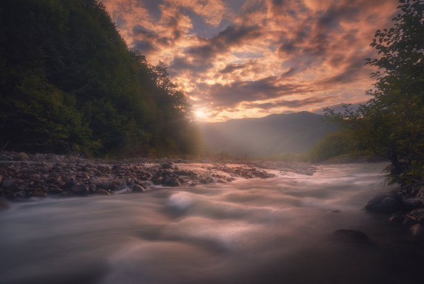 秀美山景