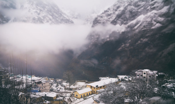 山顶之城