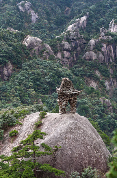 华山松林,山峰,绝壁