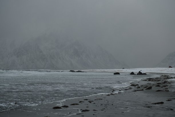 碧海蓝天白云出境游