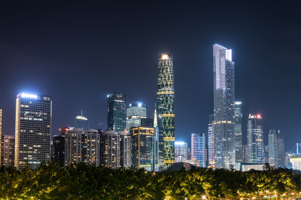 广州闹市夜景