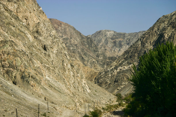 新疆山路