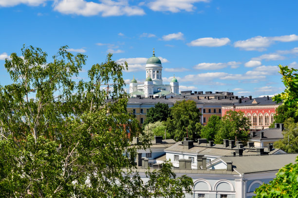 蓝天芬兰赫尔辛基广场建筑风景
