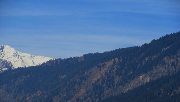 雪山星空风景山坡背景