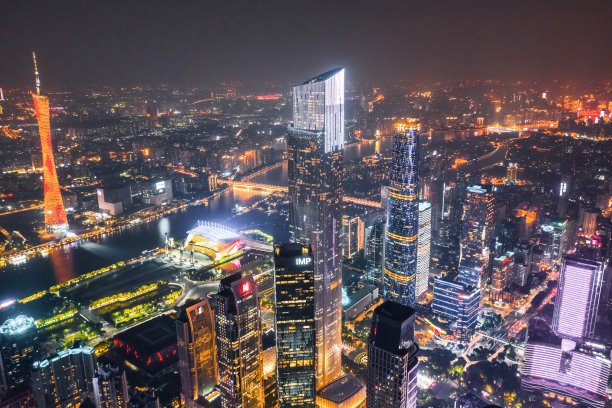 广州闹市夜景