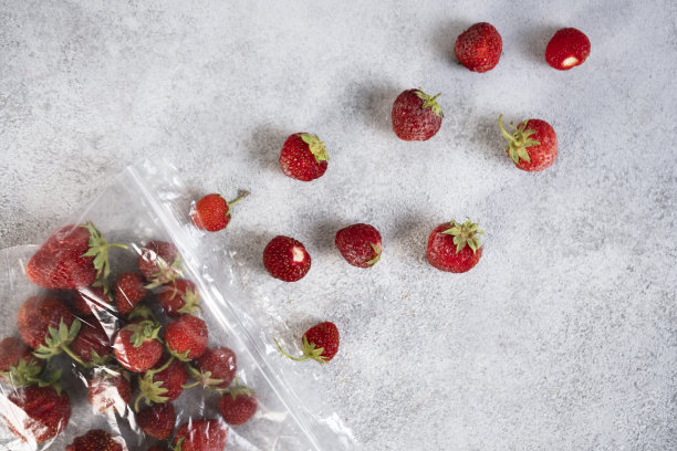 冬草莓包装