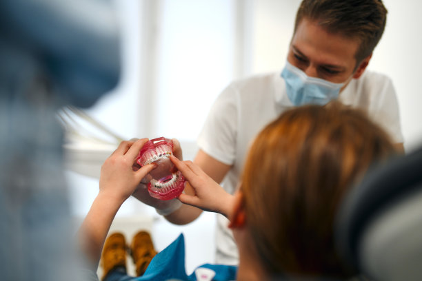 儿童口腔医院保护牙齿文化墙