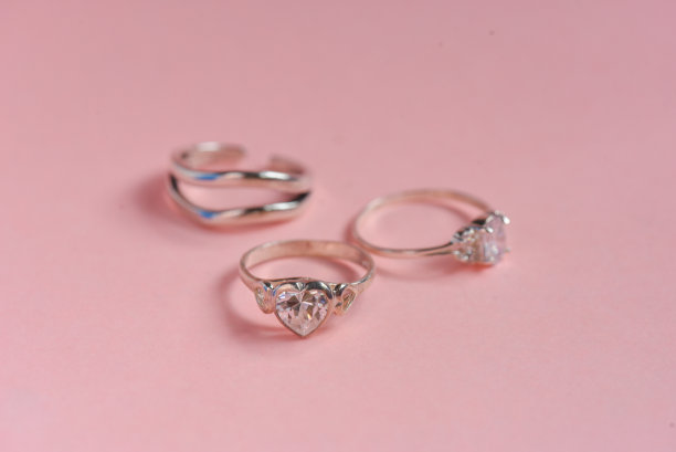 浪漫珠宝钻石粉色背景