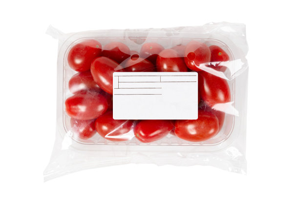 透明盒中的番茄
