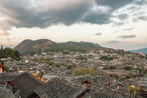 丽江市地标建筑天际线