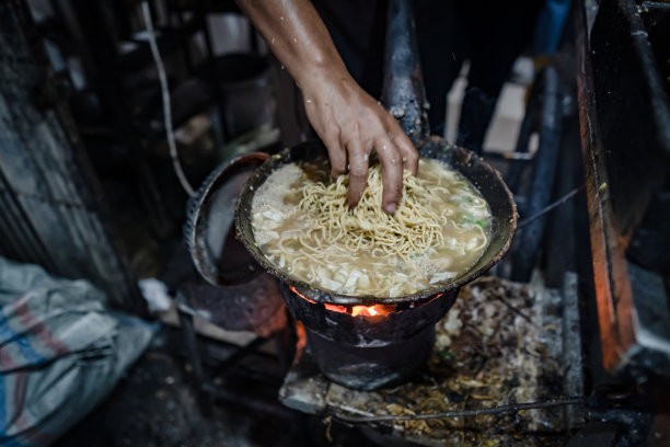 大豆炖鸡汤