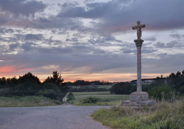 用来纪念圣雅哥之路,圣地亚哥德孔波斯特拉城,耶稣十字架