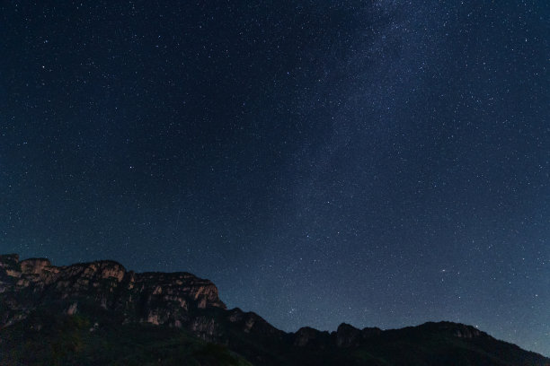 高山星空摄影